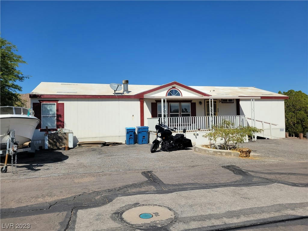 550 E HOBSON ST, SEARCHLIGHT, NV 89046, photo 1 of 28