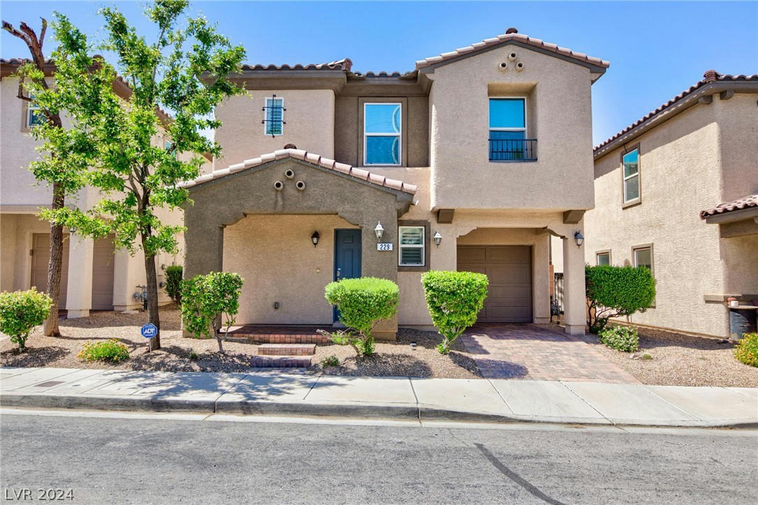 229 CARAWAY BLUFFS PL, HENDERSON, NV 89015, photo 1 of 40