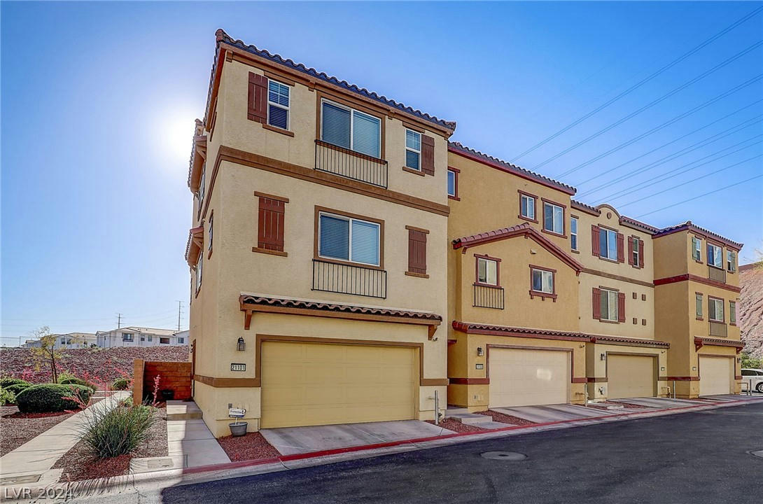 1525 SPICED WINE AVE UNIT 21101, HENDERSON, NV 89074, photo 1 of 42