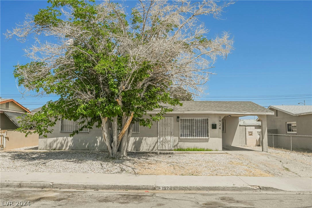 1924 HASSELL AVE, NORTH LAS VEGAS, NV 89032, photo 1 of 31