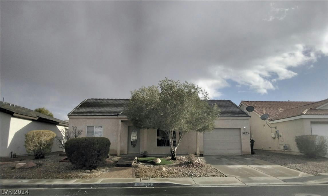 3423 CHEDWORTH RD, NORTH LAS VEGAS, NV 89031, photo 1 of 35