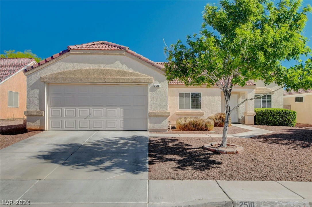 2510 INLET SPRING AVE, NORTH LAS VEGAS, NV 89031, photo 1 of 52
